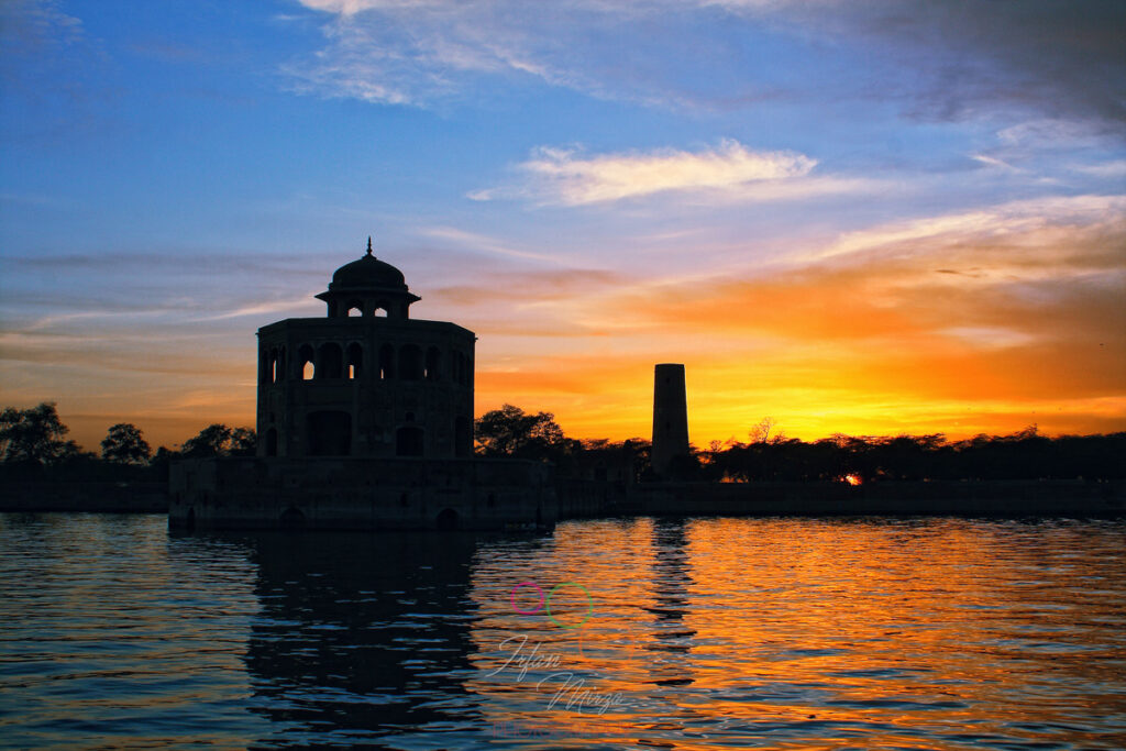 building and cityscape prints